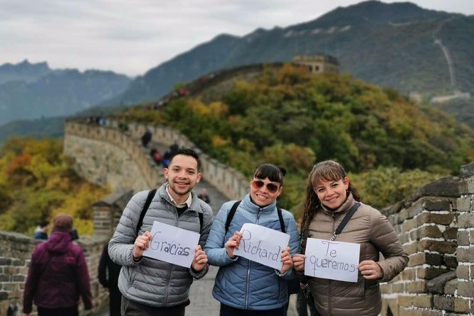 Mutianyu Unlocked: Private Spanish-Guided Great Wall Adventure - Hotel pickup, A/C van, and a mobile ticket—worth it in Beijing