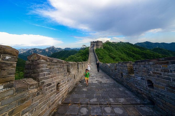 Mutianyu Wall Cable Car/Toboggan Ticket+Transfer&Guide Option - Door-to-door transfer: where this tour earns its money