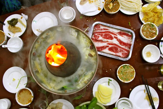 Old Beijing Dinner Tour - Key things you’ll notice