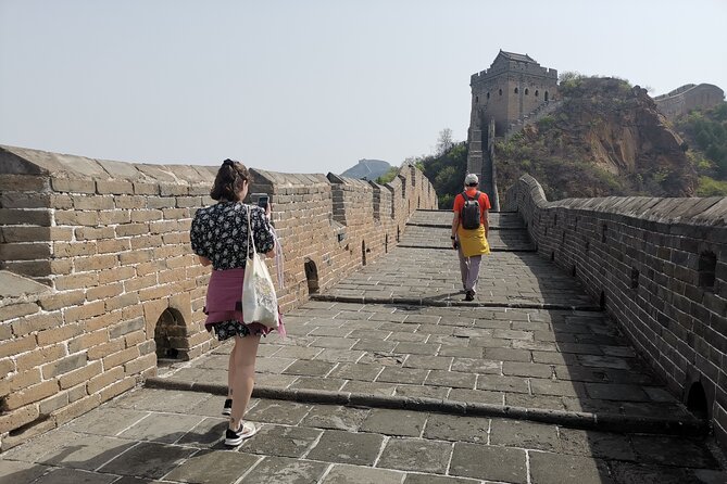 Private All-inclusive Jinshanling Great Wall 1-day tour - Lunch after the wall: refuel without turning it into a search mission