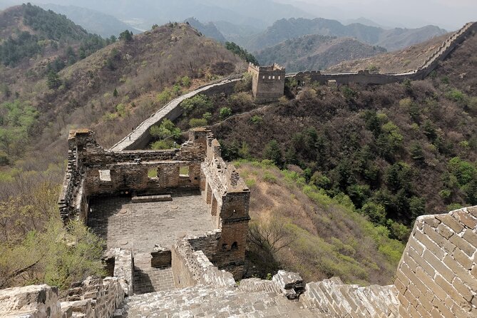 Private All-inclusive Jinshanling Great Wall 1-day tour - What the guide adds: reading the wall’s defense purpose