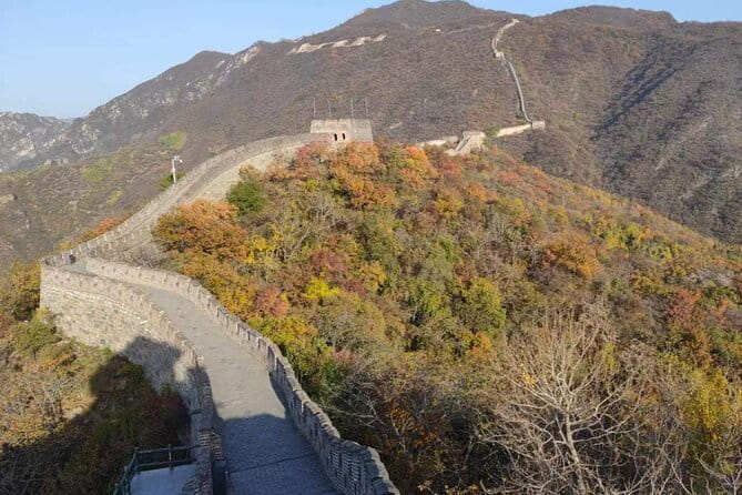 Private Badaling Great Wall Night Tour with English Driver - Steep Sections, Night Air, and Staying Comfortable