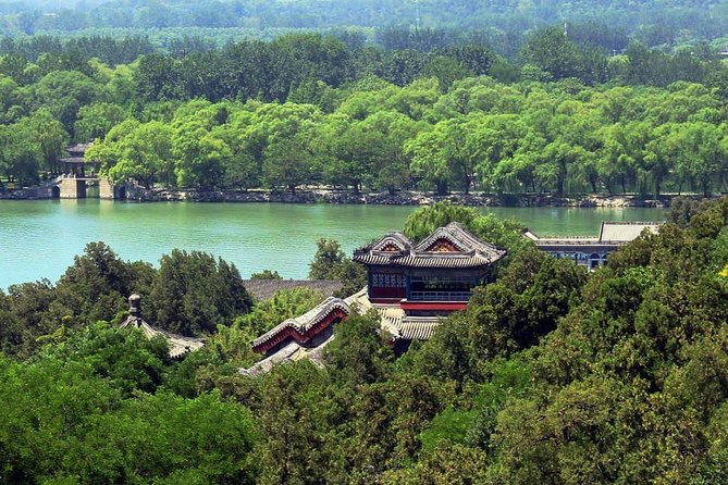 Private Beijing Day Tour : Summer Palace And Temple of Heaven - Dragon boat and silk factory: the small extras that change the vibe