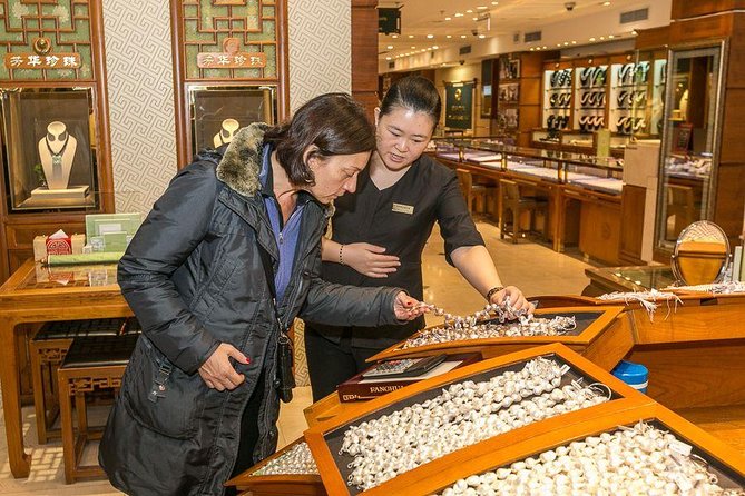 Private Beijing Markets Tour with Tea Tasting at Hongqiao Pearl Market - Should You Book This Private Beijing Markets Tour?