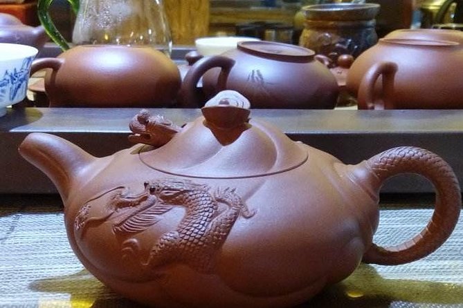 Private Beijing Shopping Tour - Stop 1: Hongqiao (Pearl) Market and the Glasses Question