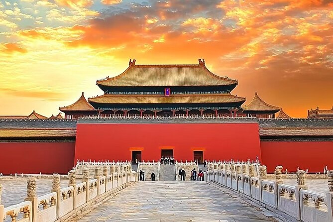 Private Day Tour Forbidden City Lama Temple and Temple of Heaven - Lama Temple (Yonghegong): The Giant Buddha and Tibetan Details