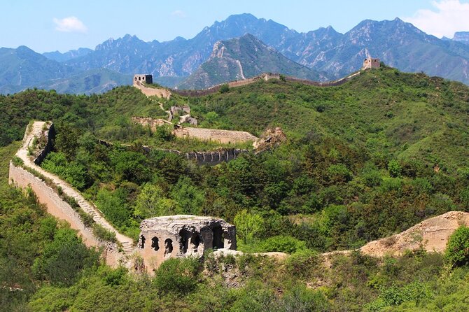 Private Hiking Adventure at the Gubeikou Panlongshan Great Wall - The countryside meal: a real reward, not just a detail