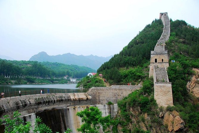 Private Hiking Day Trip to Huanghuacheng Water Great Wall - Transfer-only vs all-inclusive: what you gain with the upgrade