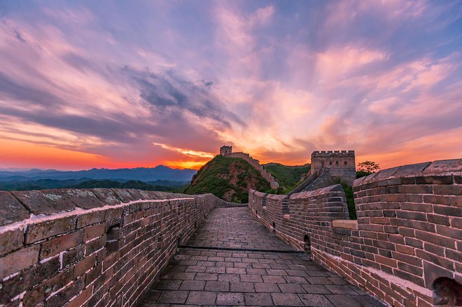 Private Jinshanling relax photo tour by sunset - The core experience: admission included, cable car optional