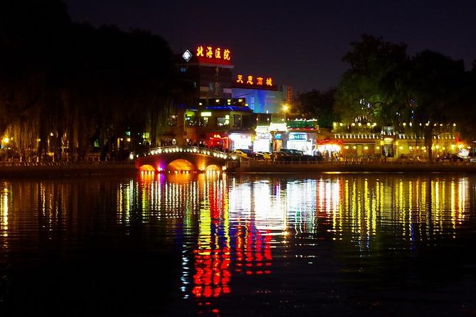 Private Night Tour: Discover Beijing in Bustling Lights - Yandaixie Street: quick Qing-era shopping and souvenirs with character