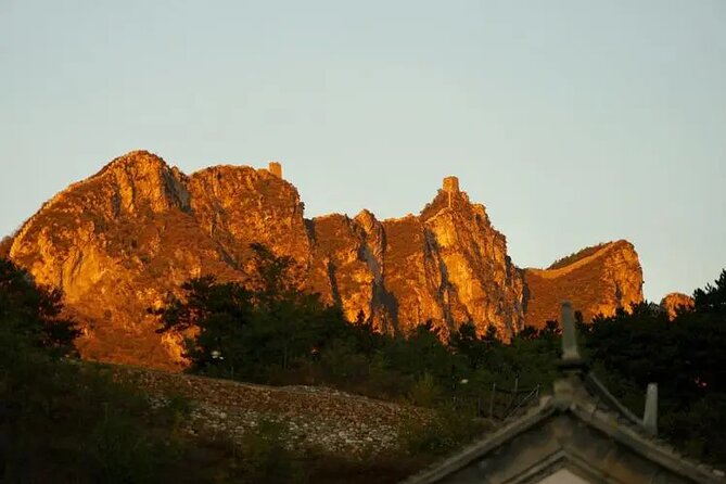Private Sunset&Night Tour: Simatai Great Wall & Gubei Water Town - Simatai at sunset and night: cable car comfort plus real drama