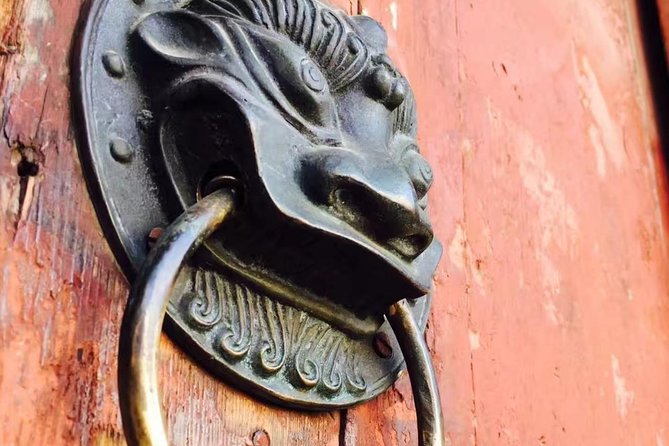 Private Tour-Beijing Hutong Foodie and Seal Carving Experience - Key things you’ll notice on this hutong tour