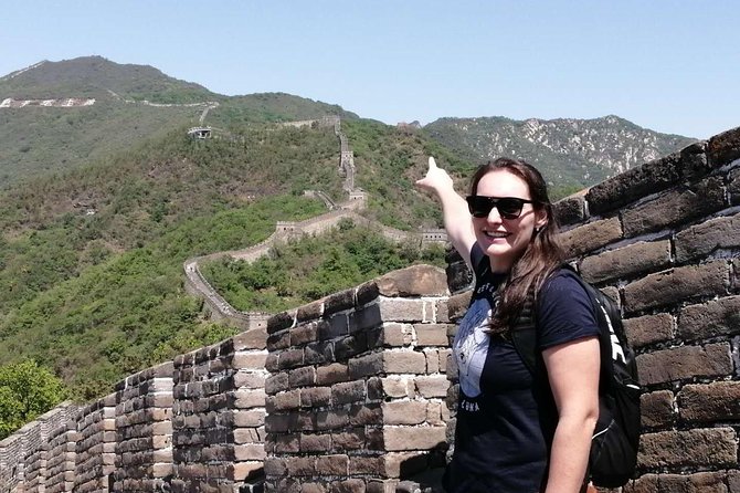 Private Transfer: Badaling Great Wall & Ming Tombs with VIP Pass - Transportation Comfort and Real-World Help in a Private Car