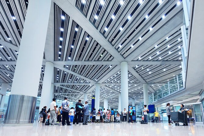 Private Transfer from Beijing Airport to Hotel with Meet & Greet - Vehicle Choice by Your Group Size (And Why It Matters)