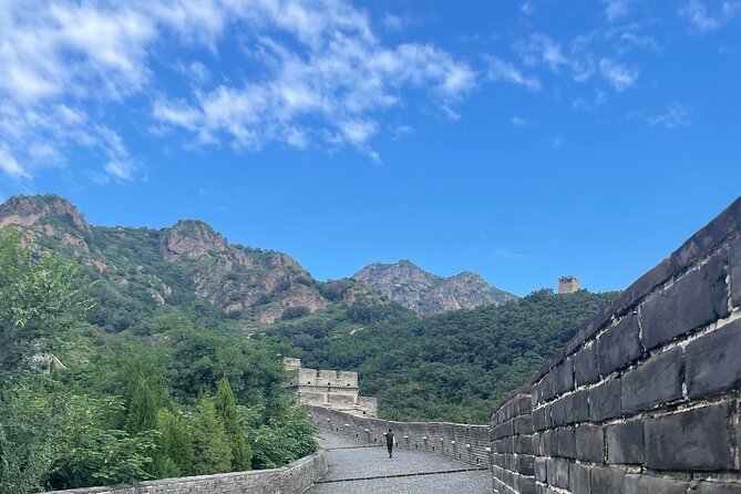Private Transport to Beijing Suburban Scenic Spots - What happens when you arrive: tickets, route, and the patient waiting game