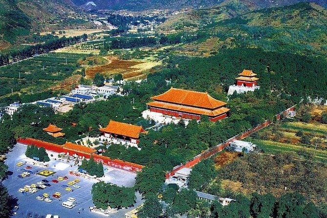 Small Group Mutianyu Great Wall and Ming Tombs Tour with Cable Car and Lunch - A small-group Beijing day that hits two UNESCO sites
