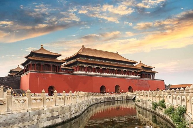 SmallGroupTour: TiananmenSquare, ForbiddenCity & Temple of Heaven - Forbidden City Palace Museum with an English guide: turning buildings into meaning
