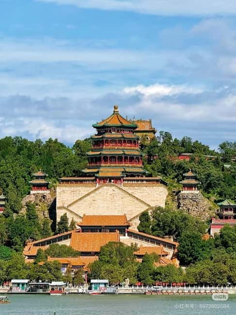SummerPalace or temple of heaven Ticket with guide(optional) - Summer Palace: Kunming Lake and Longevity Hill on full scale