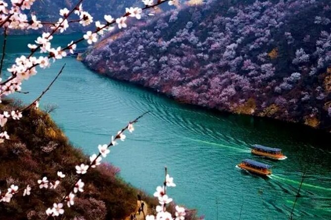 Water-Great Wall Odyssey: Scenic Bus & Cruise Day Tour - Getting on the bus: where you meet and how the timing works