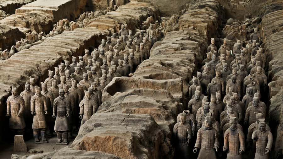 Xian: Bus Tour of Terracotta Warriors With Guide & Lunch - Hotel Pickup and Bus Ride: When Convenience Actually Saves Time
